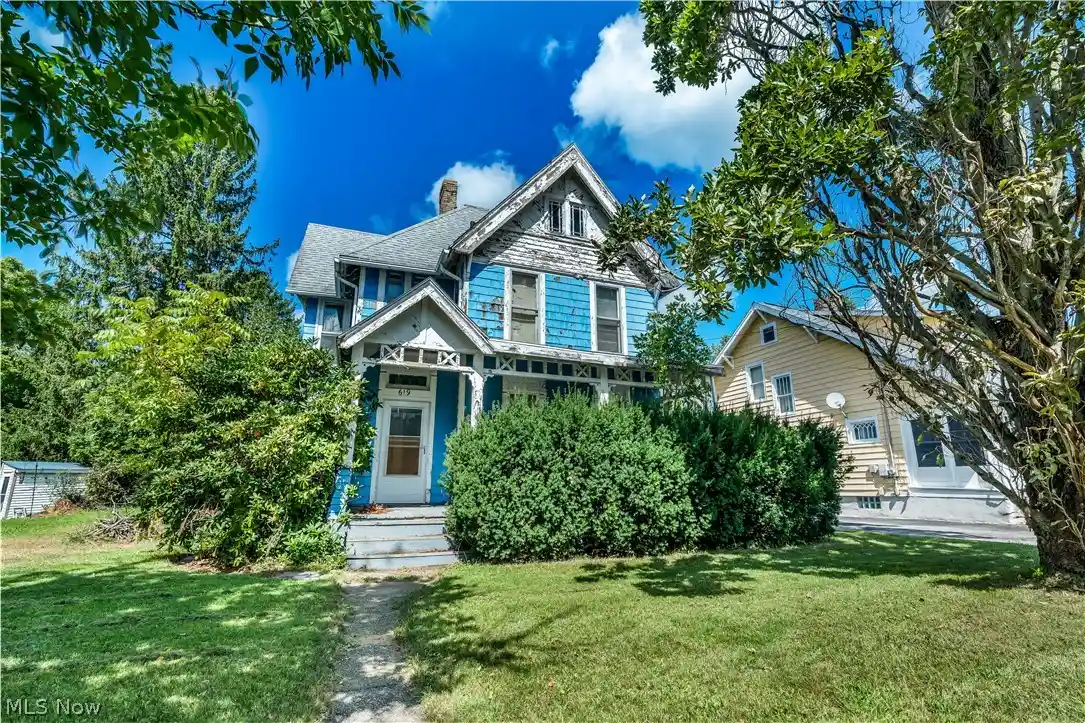 Photo 1 of Single family home for sale at 619 W Main St, Geneva, OH 44041 | MLS# 5228264 | Listing updated on 2026-10-16