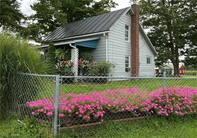 Single family home for sale at 25601 County Rd 367, Walhonding, OH 43843 | MLS# 5246606