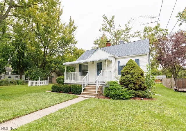 Photo 2 of Sale Pending at 114 Sheriff St, Elyria, OH 44035 | MLS# 5246293 | Listing updated on 2026-10-05