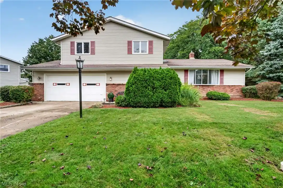 Single family home for sale at 4865 Foxlair Trl, Cleveland, OH 44143 | MLS# 5246921