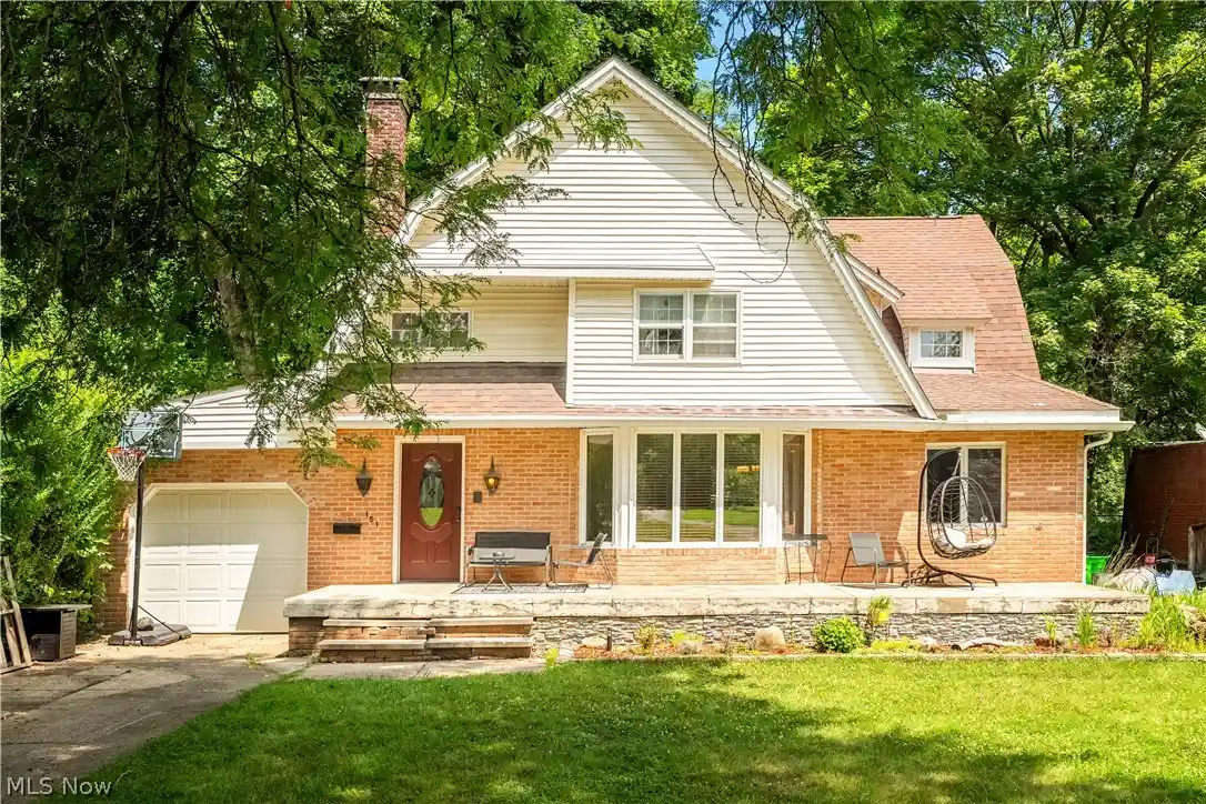 Single family home for sale at 151 Overlook Dr, Alliance, OH 44601 | MLS# 5246907