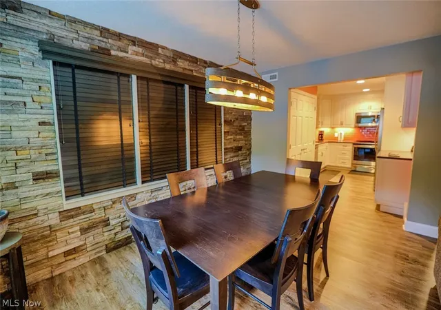 Listing Photo 1 - Condo for sale in building located at 9010 Portage Pointe Dr, Napoleon, OH 44241 - Unit #5-B