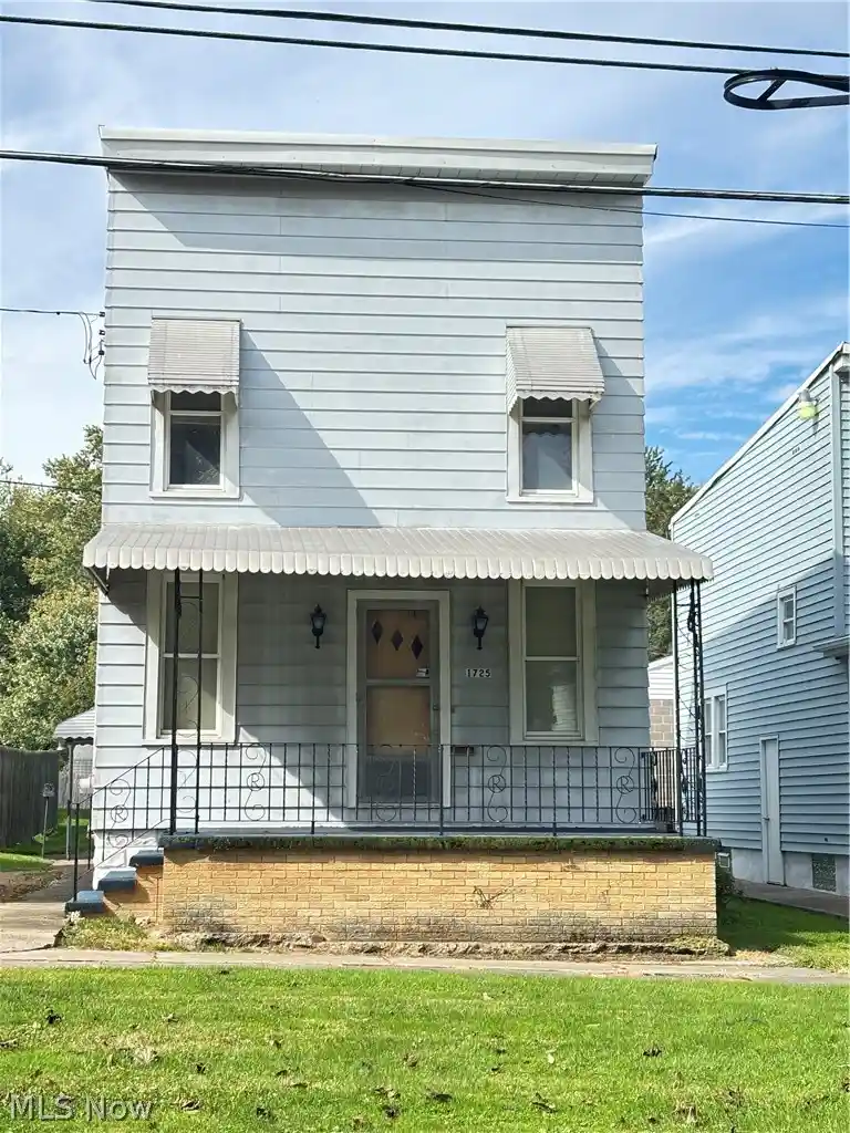 Photo 1 of Single family home for sale at 1725 Harbor Ave, Ashtabula, OH 44004 | MLS# 5245227 | Listing updated on 2026-10-19
