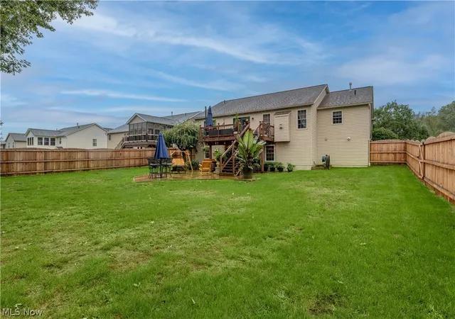 Photo 3 of Sale Pending at 6139 Cartage Ave Nw, Canal Fulton, OH 44614 | MLS# 5246966 | Listing updated on 2026-09-25
