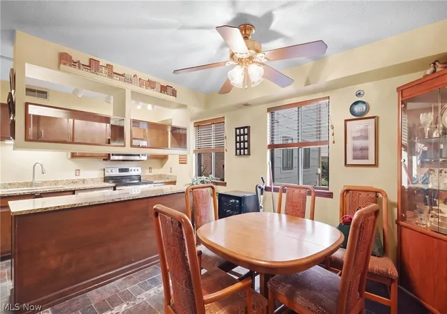 Photo 4 of Condo for sale at 201-h Ohio St, Marietta, OH 45750 | MLS# 5246763 | Listing updated on 2026-09-23
