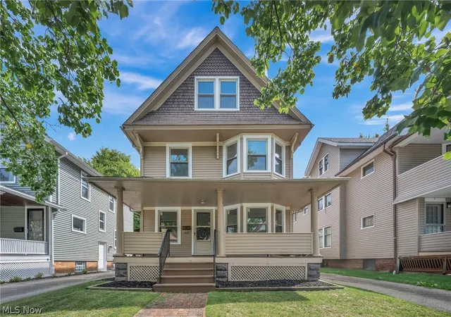 Photo 1 of Single family home for sale at 1515 Orchard Grv Ave, Lakewood, OH 44107 | MLS# 5246843 | Listing updated on 2026-10-28