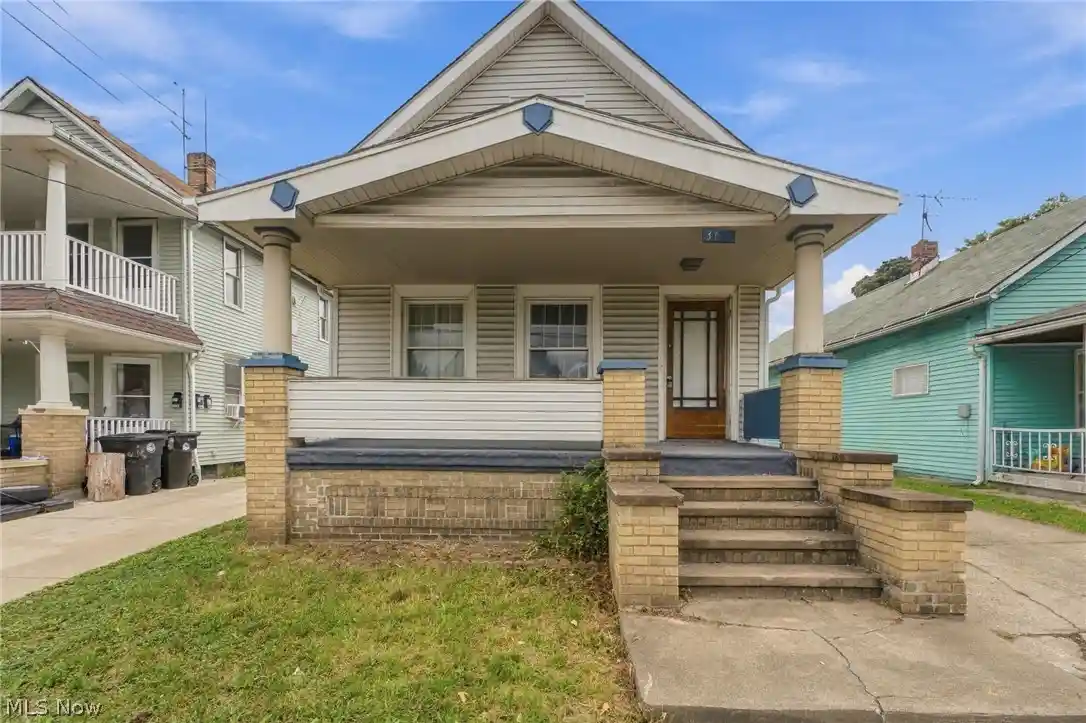 Photo 1 of Single family home for sale at 3622 Newark Ave, Cleveland, OH 44109 | MLS# 5246340 | Listing updated on 2026-10-14