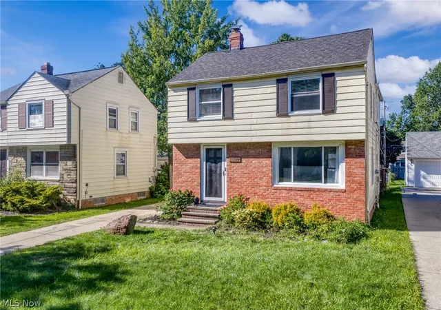Photo 1 of Single family home for sale at 4527 Laurel Rd, Cleveland, OH 44121 | MLS# 5247265 | Listing updated on 2026-09-23