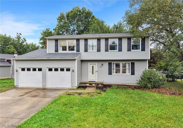 Photo 1 of Single family home for sale at 3140 Holly Dr, Brunswick, OH 44212 | MLS# 5247266 | Listing updated on 2026-10-05