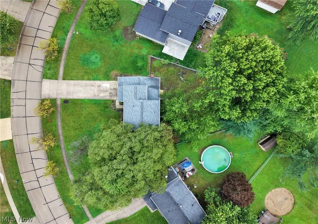 Photo 3 of Single family home for sale at 3140 Holly Dr, Brunswick, OH 44212 | MLS# 5247266 | Listing updated on 2026-10-05