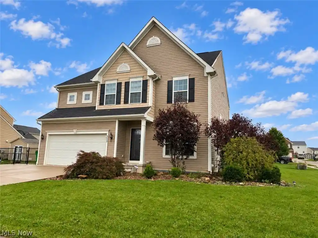 Photo 1 of Single family home for sale at 4489 Woodstone Ave Nw, Massillon, OH 44647 | MLS# 5245636 | Listing updated on 2026-10-17