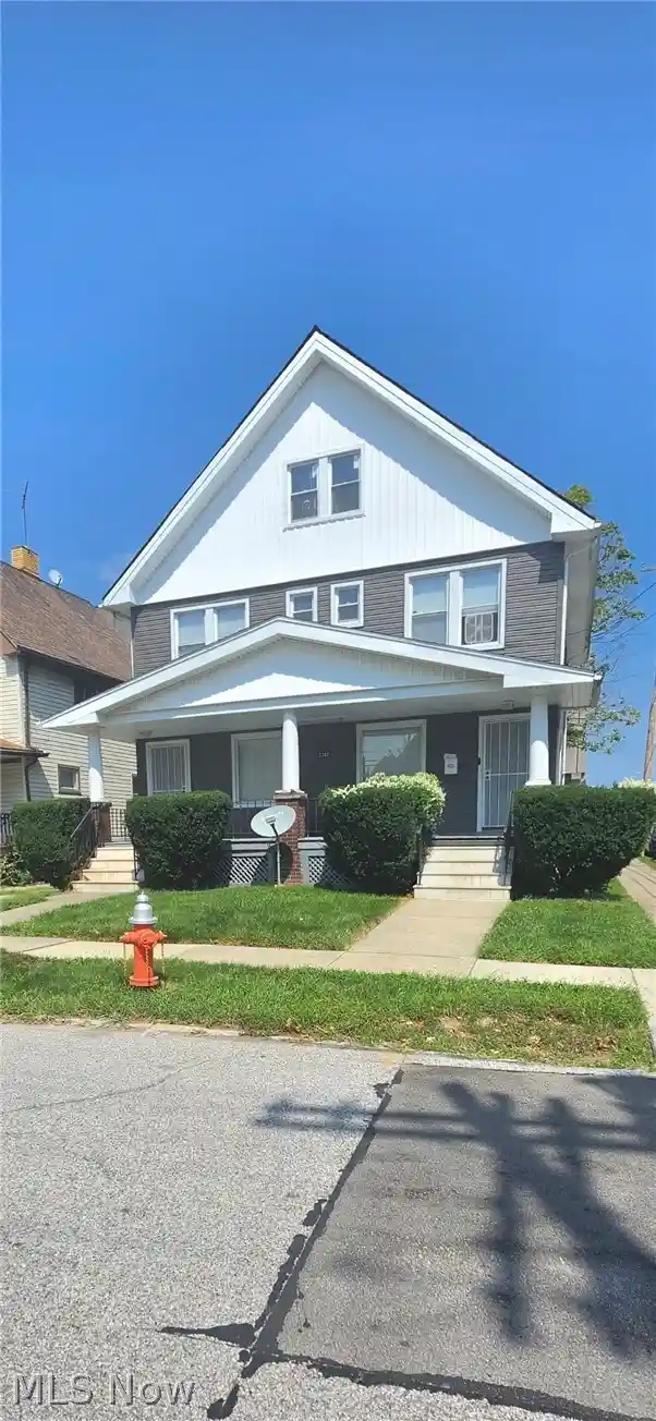 Photo 1 of Single family home for sale at 3204 Altoona Rd, Cleveland, OH 44109 | MLS# 5246250 | Listing updated on 2026-10-12