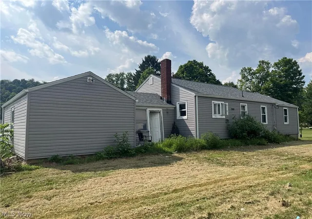 Photo 3 of Sale Pending at 441 Main St, Dover, OH 44682 | MLS# 5232757 | Listing updated on 2026-09-25