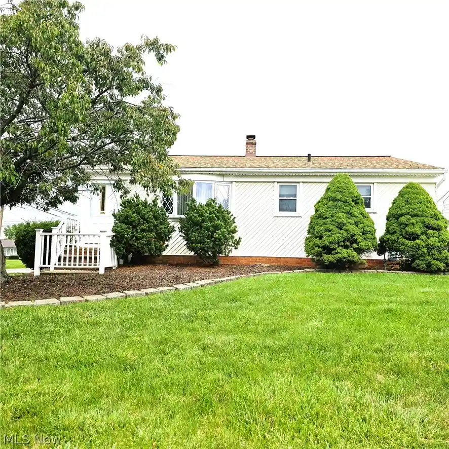 Single family home for sale at 6113 Carol Dr, Brook Park, OH 44142 | MLS# 5247197