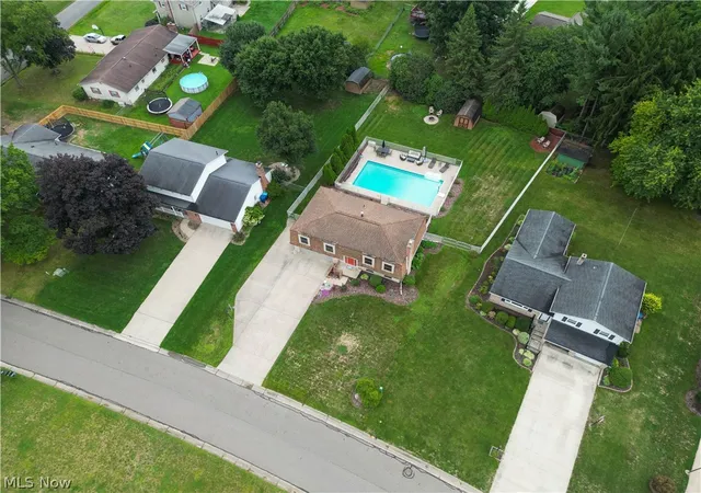 Photo 4 of Single family home for sale at 1619 Reed St, Canal Fulton, OH 44614 | MLS# 5247339 | Listing updated on 2026-09-28