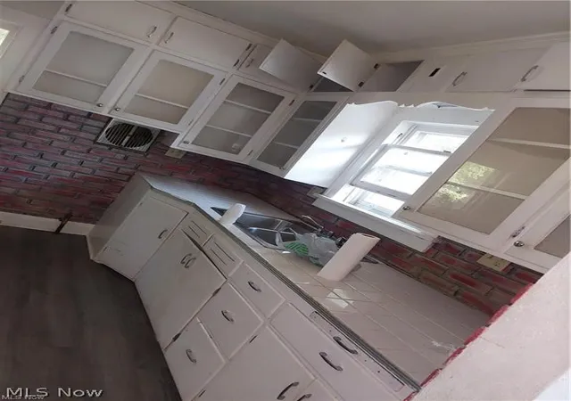 Photo 3 of Single family home for sale at 3842 Watson Ave, Toledo, OH 43612 | MLS# 5247356 | Listing updated on 2026-10-08