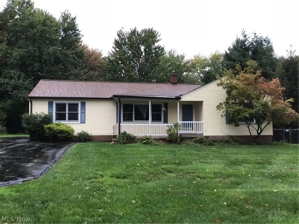 Photo 1 of Single family home for sale at 7454 Demshar Dr, Mentor, OH 44060 | MLS# 5247189 | Listing updated on 2026-10-20