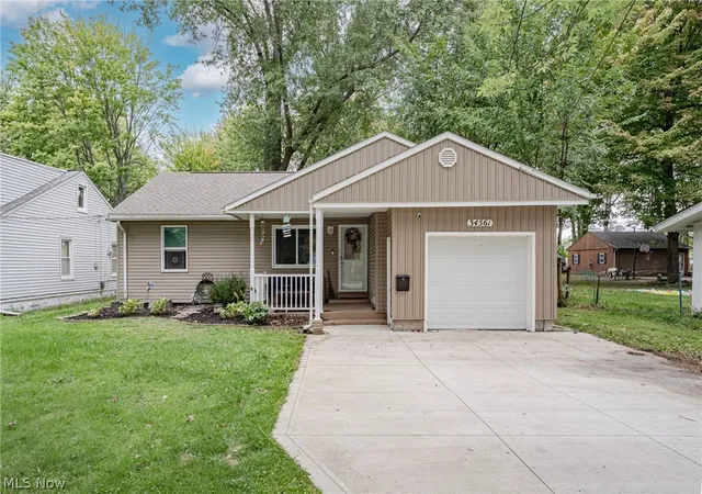 Photo 1 of Single family home for sale at 34561 Roberts Rd, Eastlake, OH 44095 | MLS# 5246797 | Listing updated on 2026-09-23