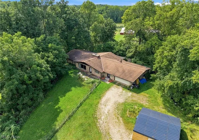 Photo 3 of Single family home for sale at 17500 E River Rd, Columbia Station, OH 44028 | MLS# 5247274 | Listing updated on 2026-09-24