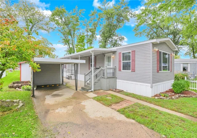 Photo 1 of Single family home for sale at 2445 Columbus Lancaster Rd Nw #112, Lancaster, OH 43130 | MLS# 5247288 | Listing updated on 2026-10-29