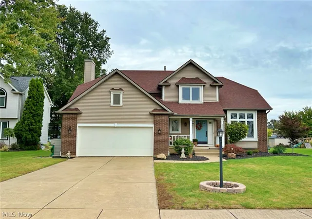 Photo 2 of Single family home for sale at 5920 Province Ct, Lorain, OH 44053 | MLS# 5247278 | Listing updated on 2026-09-25