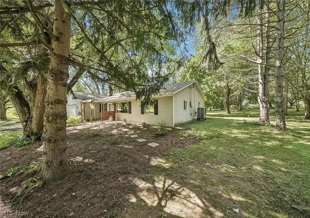 Photo 2 of Single family home for sale at 2790 Marks Rd, Valley City, OH 44280 | MLS# 5247327 | Listing updated on 2026-10-08