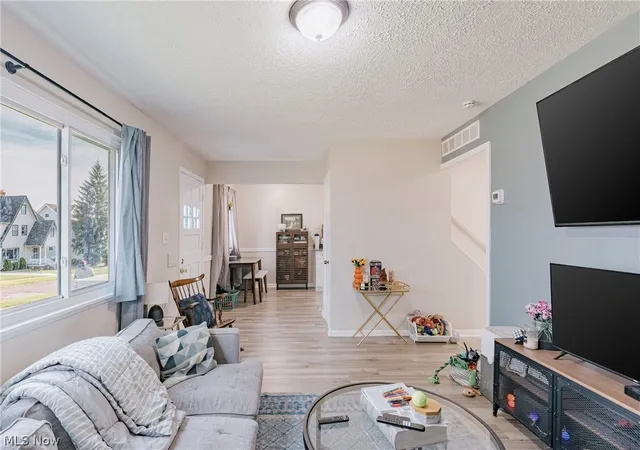 Photo 3 of Sale Pending at 7611 Newport Ave, Cleveland, OH 44129 | MLS# 5245369 | Listing updated on 2026-10-27