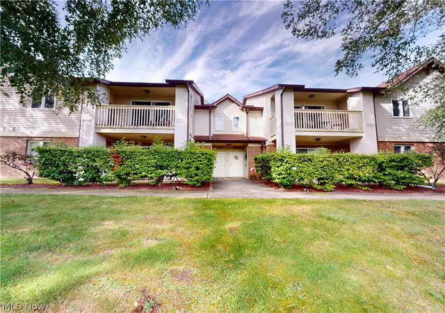 Photo 2 of Condo for sale at 7095 Village Dr, Concord Township, OH 44060 | MLS# 5247421 | Listing updated on 2026-09-25