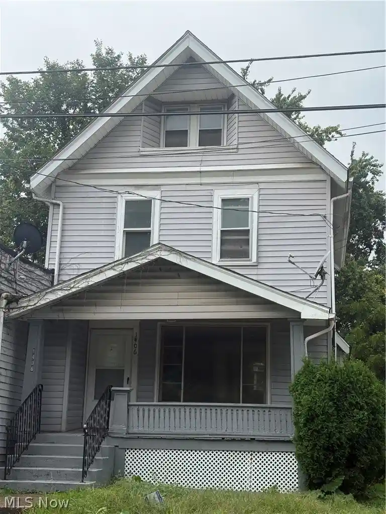 Single family home for sale at 1406 Hart St, Akron, OH 44306 | MLS# 5246597