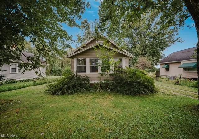 Single family home for sale at 2821 Nesmith Lake Blvd, Akron, OH 44314 | MLS# 5247044