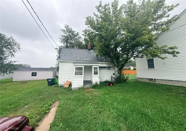 Photo 1 of Single family home for sale at 493 Washington Ave, Barberton, OH 44203 | MLS# 5247370 | Listing updated on 2026-09-24