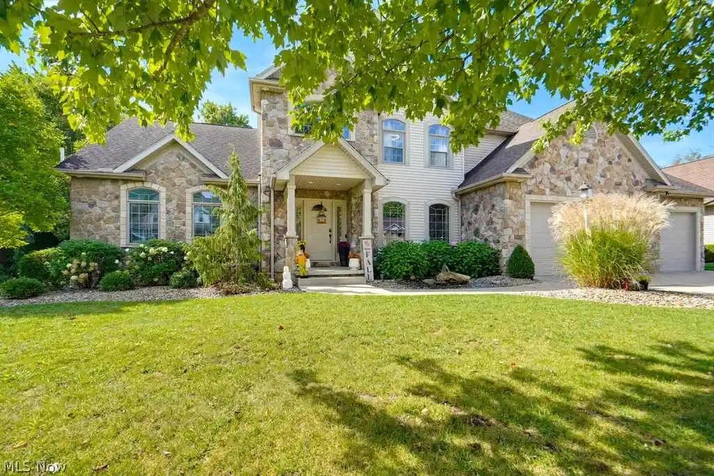 Single family home for sale at 8808 Eastlynn Ave NW, Massillon, OH 44646 | MLS# 5247606