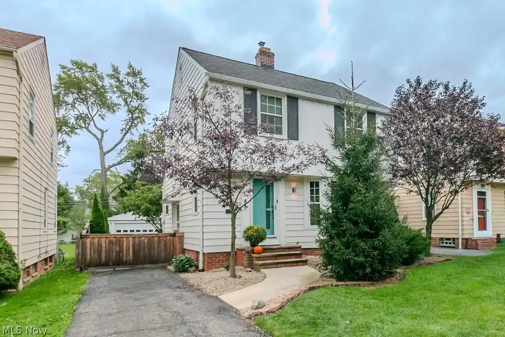 Photo 1 of Sale Pending at 1243 Winston Rd, Cleveland, OH 44121 | MLS# 5244720 | Listing updated on 2026-10-22
