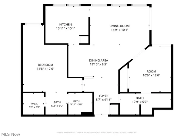 Photo 3 of Sale Pending at 180 Fox Holw Dr #103, Cleveland, OH 44124 | MLS# 5246961 | Listing updated on 2026-09-28