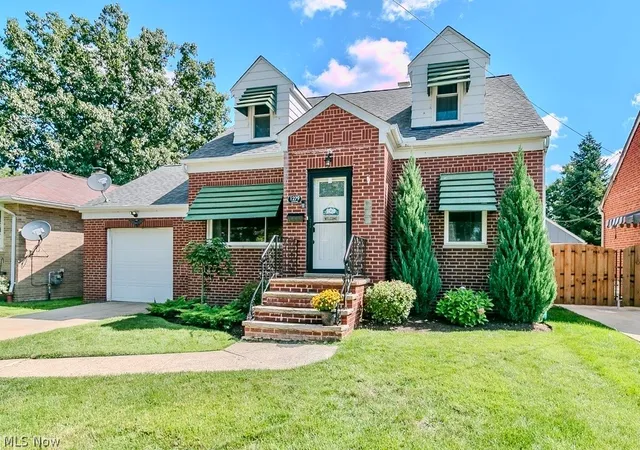 Photo 1 of Sale Pending at 1279 Sunset Rd, Cleveland, OH 44124 | MLS# 5244468 | Listing updated on 2026-09-28