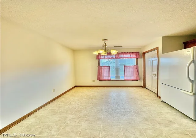 Listing Photo 3 - Condo for sale in building located at 2146 University Commons Dr SE, Massillon, OH 44646