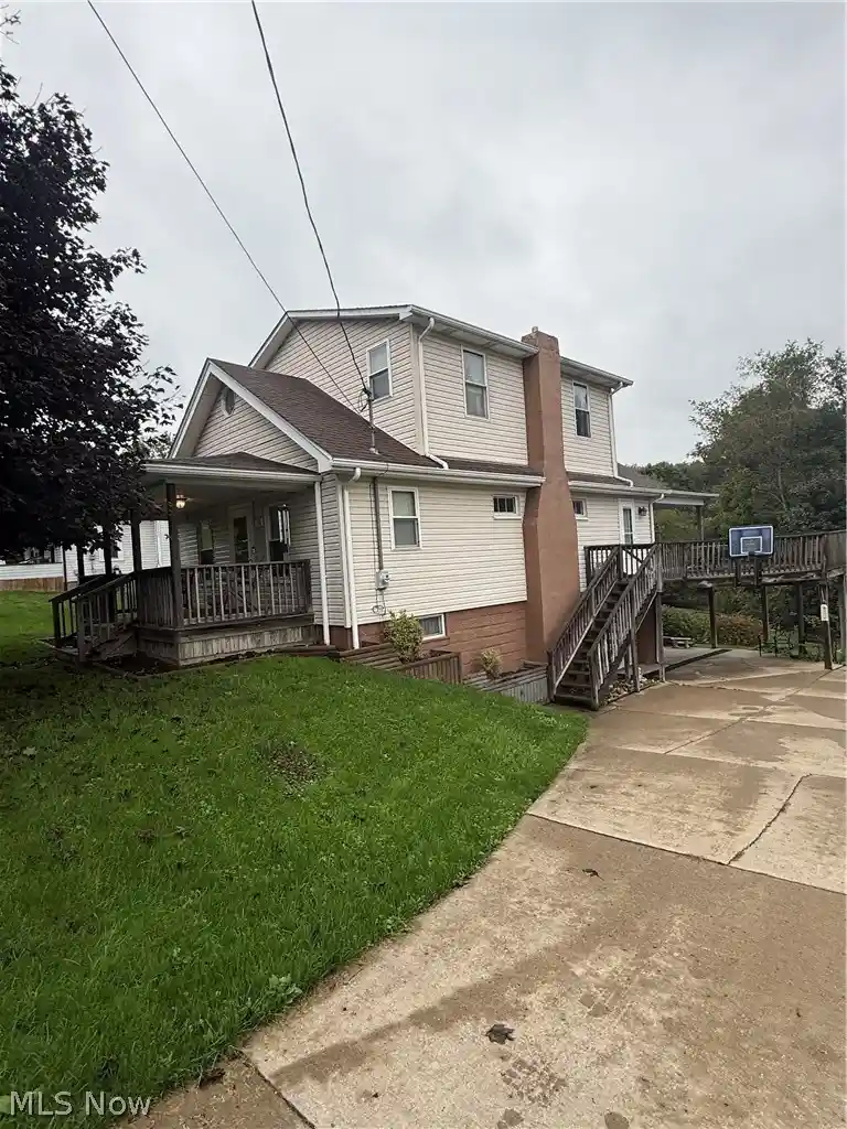 Photo 1 of Single family home for sale at 536 Woodvue Ln, Steubenville, OH 43953 | MLS# 5247167 | Listing updated on 2026-10-24