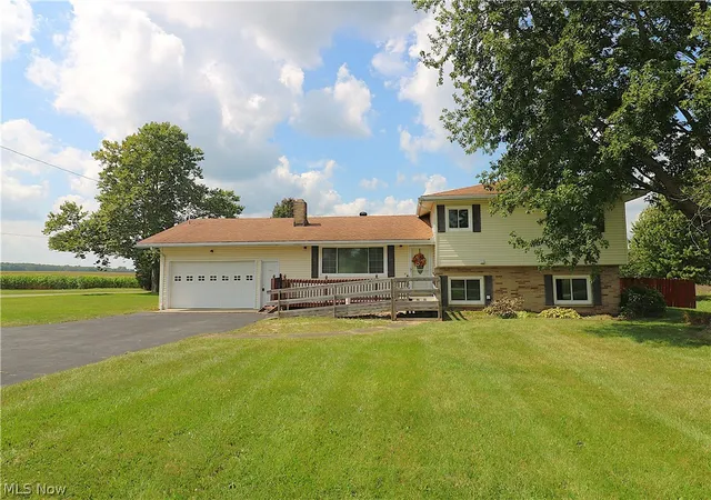 Photo 1 of Single family home for sale at 19 Greenwich Milan Townline Rd N, North Fairfield, OH 44855 | MLS# 5231719 | Listing updated on 2026-09-30