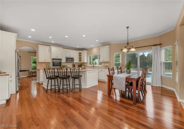 Photo 2 of Sale Pending at 681 Bridgeside Dr, Avon Lake, OH 44012 | MLS# 5246821 | Listing updated on 2026-10-02