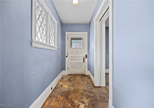 Photo 3 of Sale Pending at 115 Cascade St, Elyria, OH 44035 | MLS# 5247464 | Listing updated on 2026-09-28
