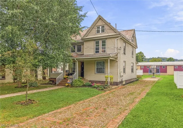 Single family home for sale at 136 W Campbell St, Loudonville, OH 44842 | MLS# 5245957