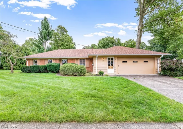 Photo 1 of Sale Pending at 101 Manning Dr, Berea, OH 44017 | MLS# 5247496 | Listing updated on 2026-09-27