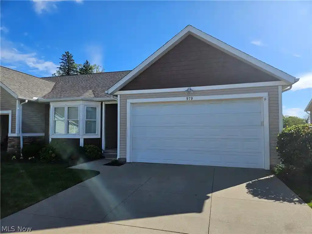 Listing Photo 1 - Condo for sale in 979 Bristol Dr located at 979 Bristol Dr, Akron, OH 44312 - Unit 979 Bristol Dr