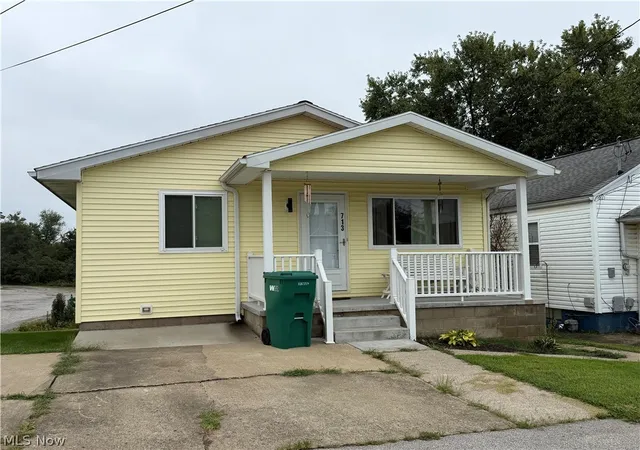 Photo 1 of Sale Pending at 713 Virgil St, Parkersburg, WV 26101 | MLS# 5247817 | Listing updated on 2026-10-01