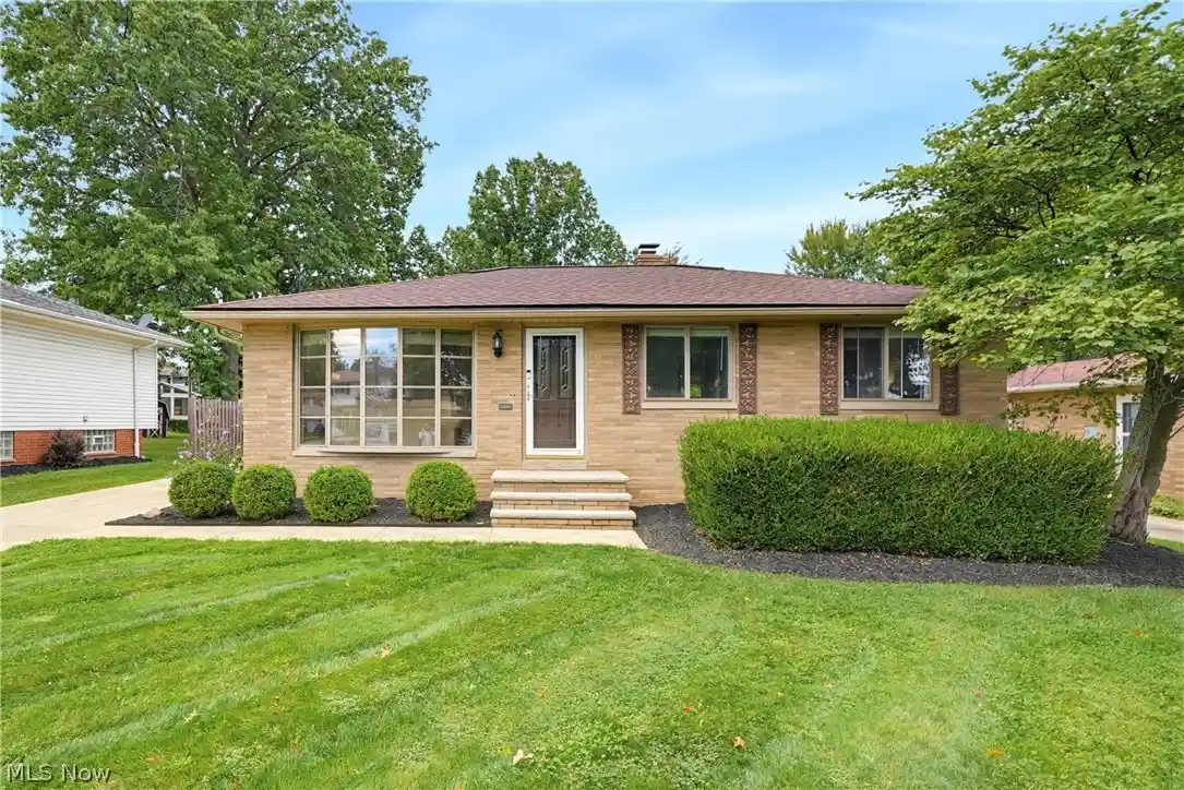 Photo 1 of Single family home for sale at 7386 Meadow Ln, Cleveland, OH 44134 | MLS# 5247373 | Listing updated on 2026-10-29