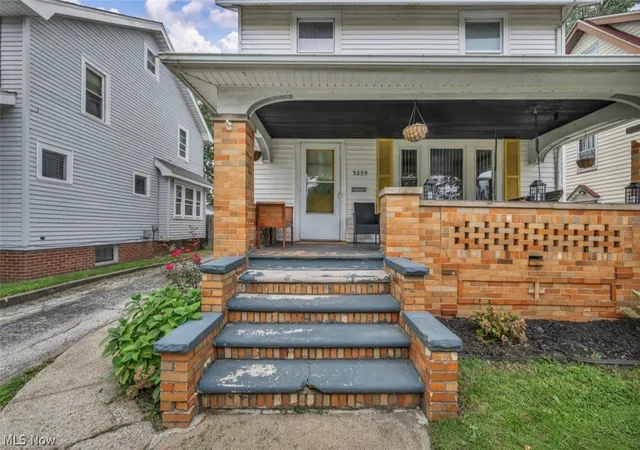 Photo 3 of Sale Pending at 3259 Reid Ave, Lorain, OH 44055 | MLS# 5247825 | Listing updated on 2026-09-28