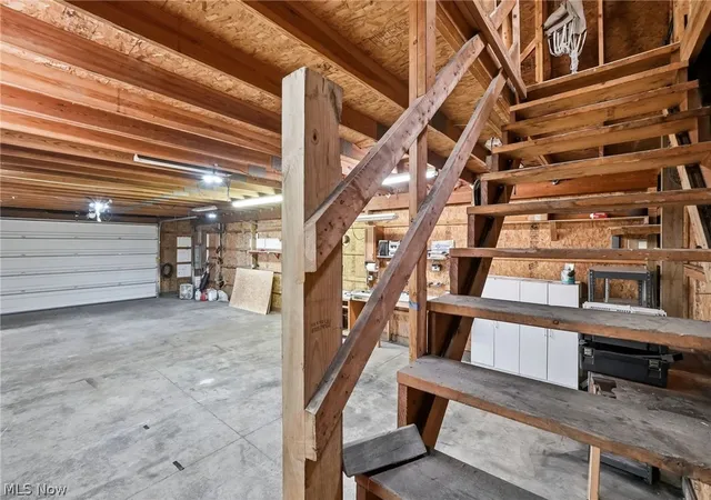 Photo 4 of Sale Pending at 13034 Stratford Trl, Chesterland, OH 44026 | MLS# 5247561 | Listing updated on 2026-10-01