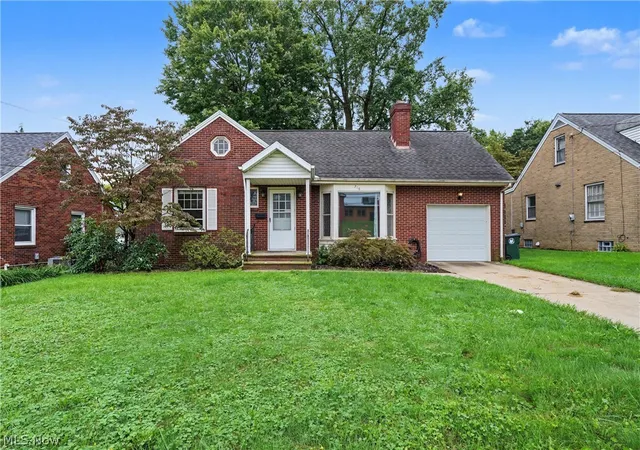 Photo 1 of Single family home for sale at 716 25th Street Nw, Canton, OH 44709 | MLS# 5247919 | Listing updated on 2026-10-08