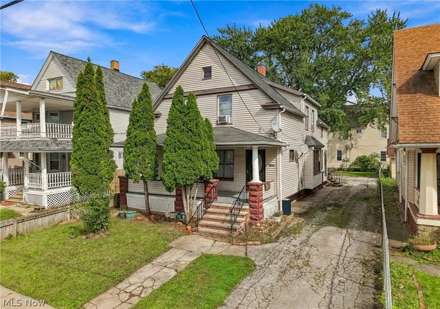 Multi family home for sale at 3433 W 41st Street, Cleveland, OH 44109 | MLS# 5246152