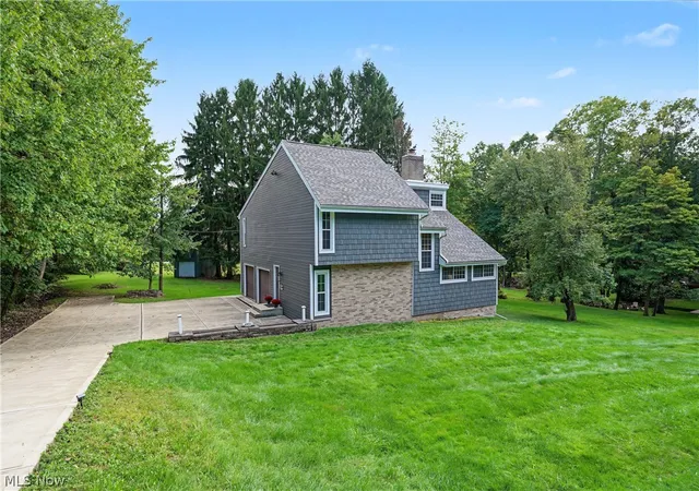 Photo 2 of Single family home for sale at 48051 Allegheny Trl, Negley, OH 44441 | MLS# 5227925 | Listing updated on 2026-09-28